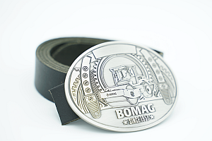 kompagnon guertelschnalle bomag 1 - Custom-made Designs 2021