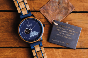 Barrique Design Seute Deern Holz Blau mit Echtheitszertifikat Hochformat vs - Sonderanfertigung 2022